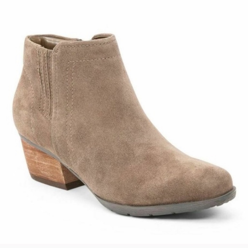 Blonde Valli Waterproof Booties, Size 8